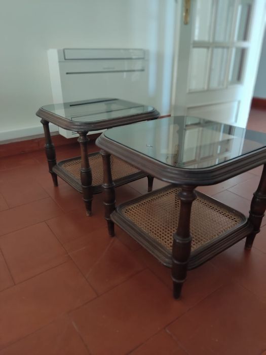 Wooden and Glass Coffee Table / Side Table64739069438595124