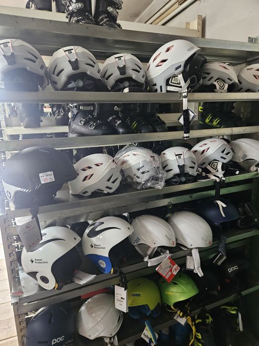 Pakiet Nowe Kaski narciarskie 27szt Poc Uvex sweet protection Wanabee