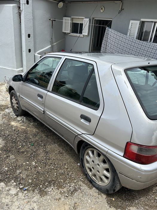 Vendo citroen saxo 2001