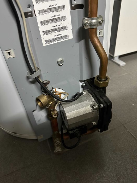 Сонячна геліосистема Vaillant AuroSTEP VIH SN 250 i на запчастини