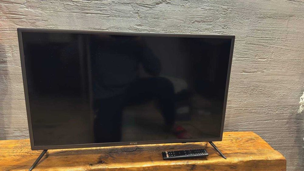 Продам телевізор Kivi 32H710KB
