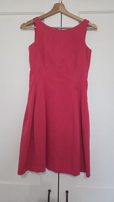Elegancka różowa sukienka