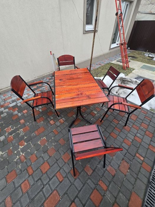 Стільці( стулья) вуличні, садові