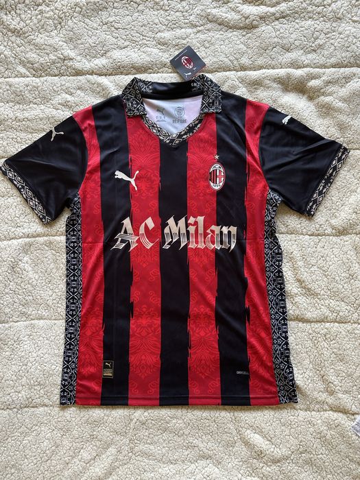 Camisola AC Milan edicao especial
