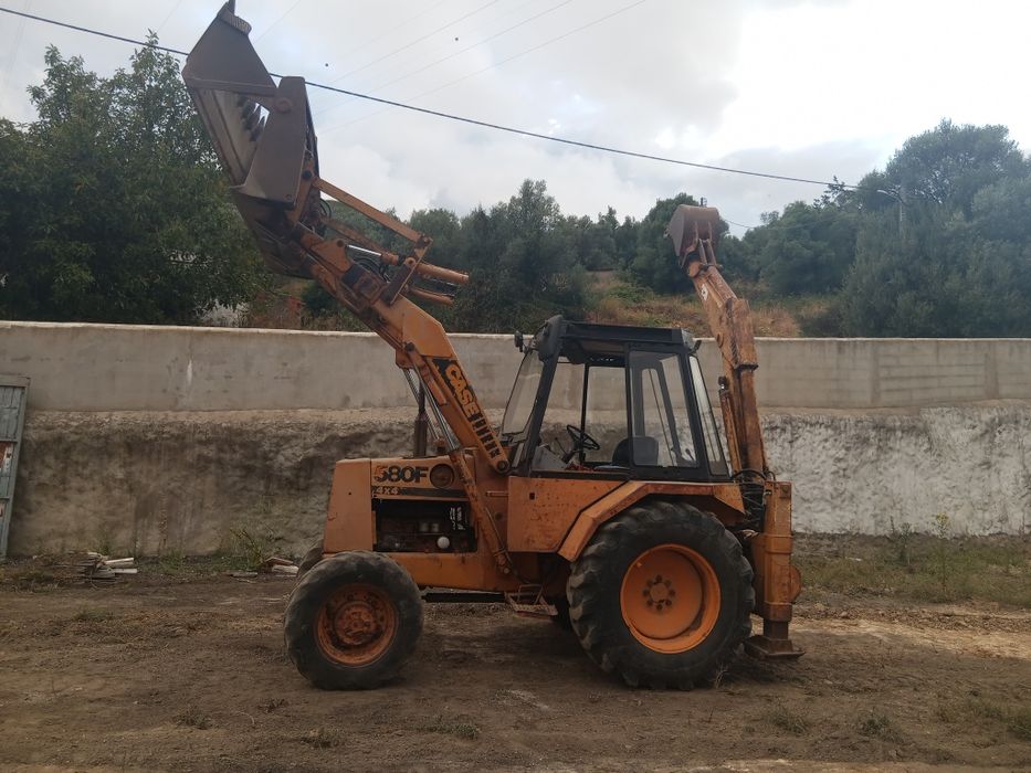 Retroescavadora Case 580F 4x4