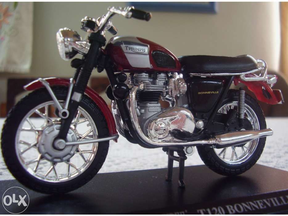 60 modelos escala 1:18 - "Super Motos" c/oferta 3 dossiês (300 fichas)