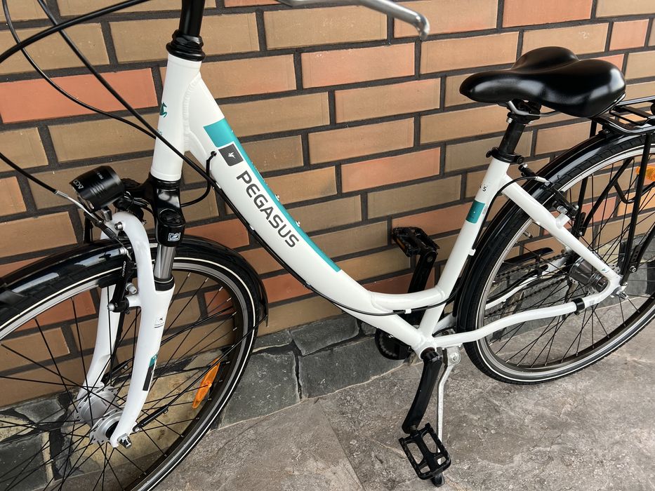 Велосипед з Німеччини Pegasus Piazza  28