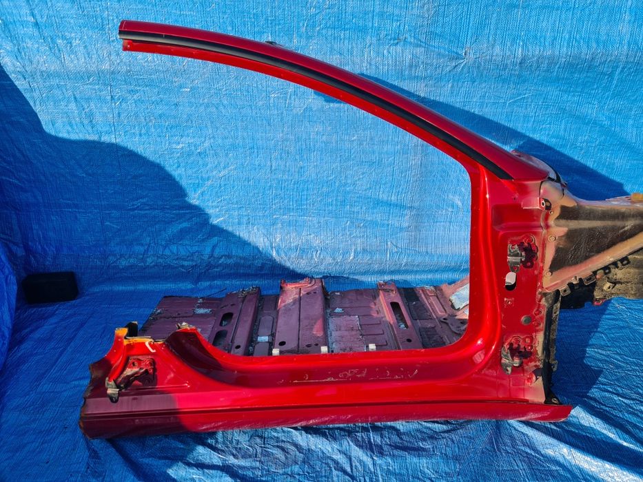 ĆWIARTKA prawa przednia podłużnica TESLA MODEL 3 słupek próg | Poznań