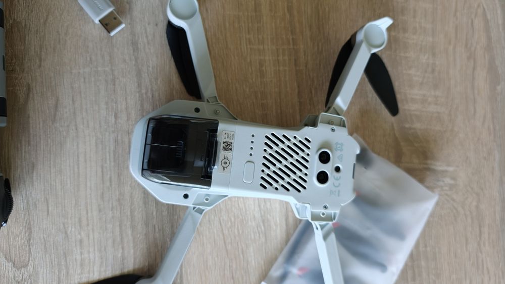Dron Potensic Atom 2 + etui podróżne