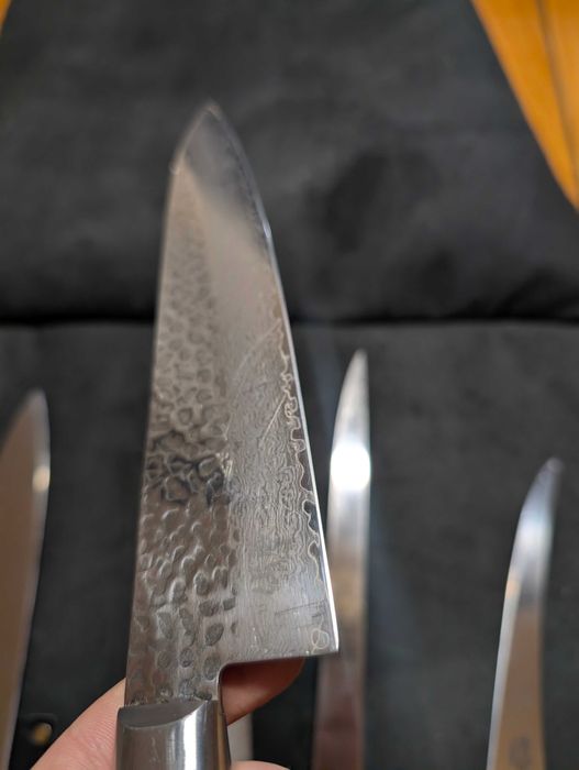 Profesjonalne ostrzenie noży – kamienie wodne + skóra