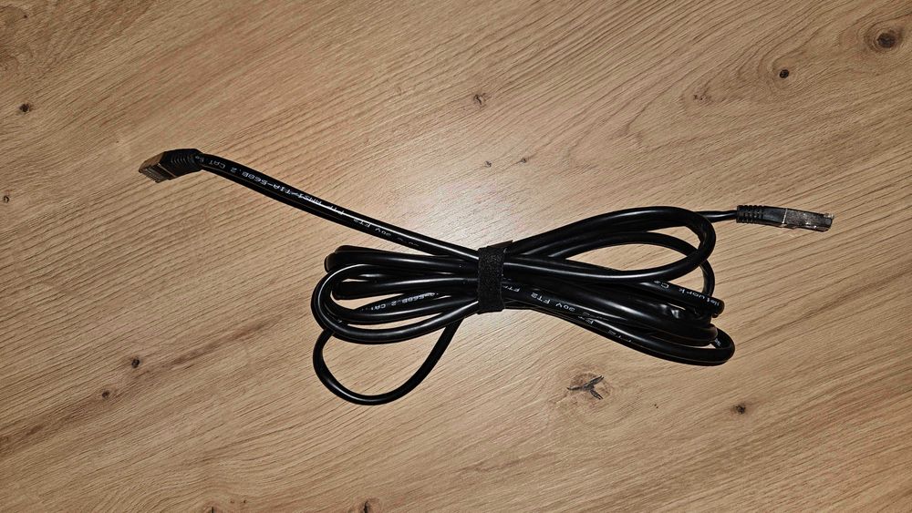 Czarny kabel LAN RJ-45 Cat.5e 3M Przepustowość:do 1 Gbit/s