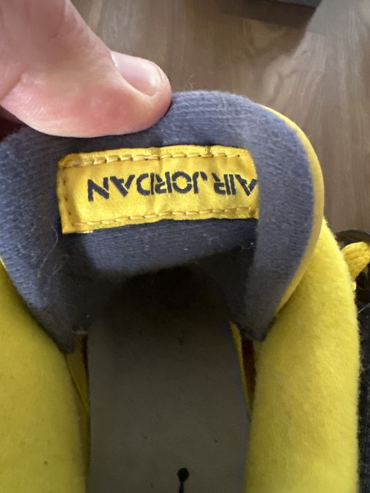 Buty nike Air Jordan 4 Lighting roz 39 żółte nowe