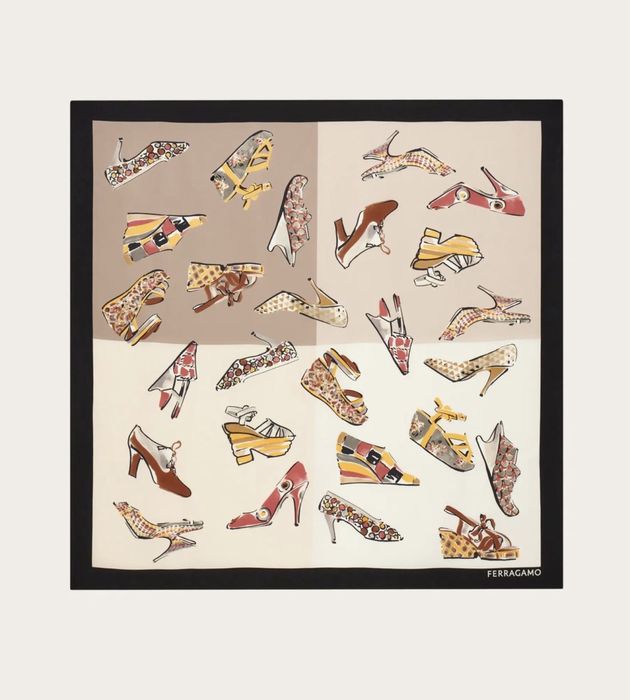 Шовковий шарф Salvatore Ferragamo.Оригінал