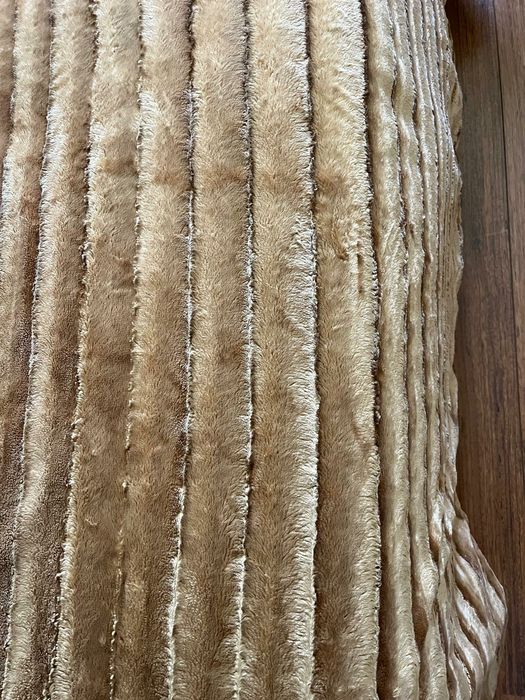 Manta tapa-pés decorativa