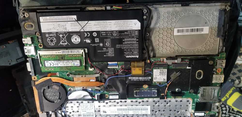 Ноутбук Lenovo ThinkPad X240 i5-4300u Ram 4 GB