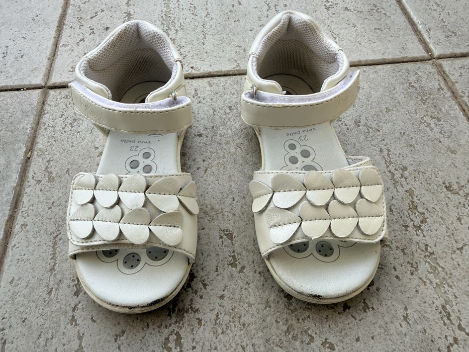 Chicco Sandals Size 23