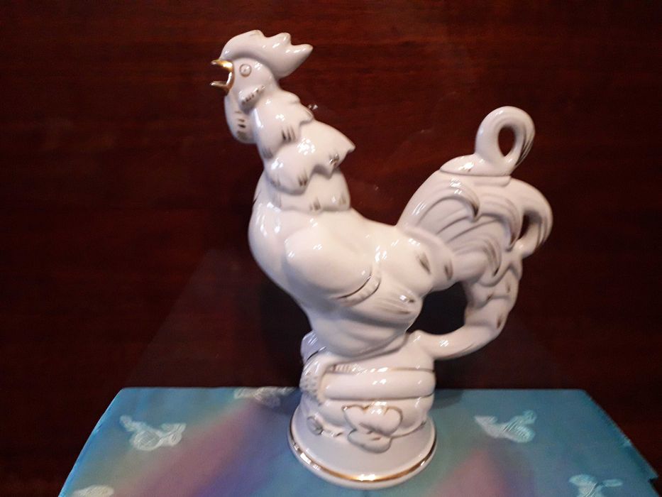 Пташина ферма. Продам статуетки півників родом із СРСР.