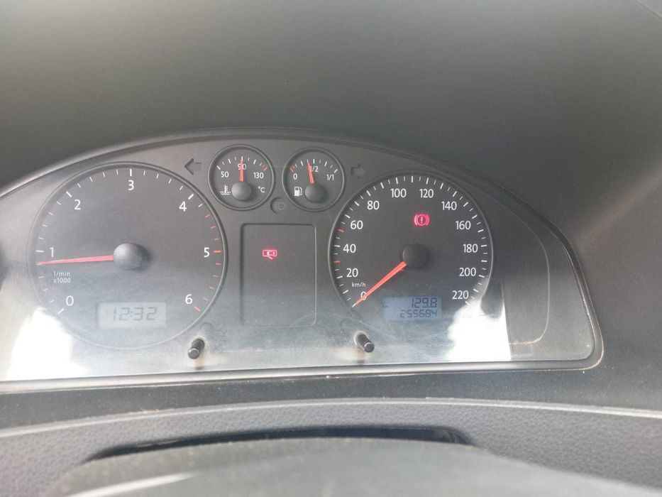 Volkswagen Caravel faktura VAT