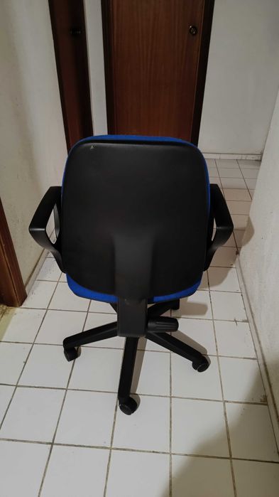 Cadeira de escritório - 15€