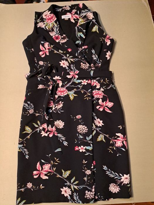 Sukienka Calvin Klein S 6P petites 6 kwiatowa JAK NOWA