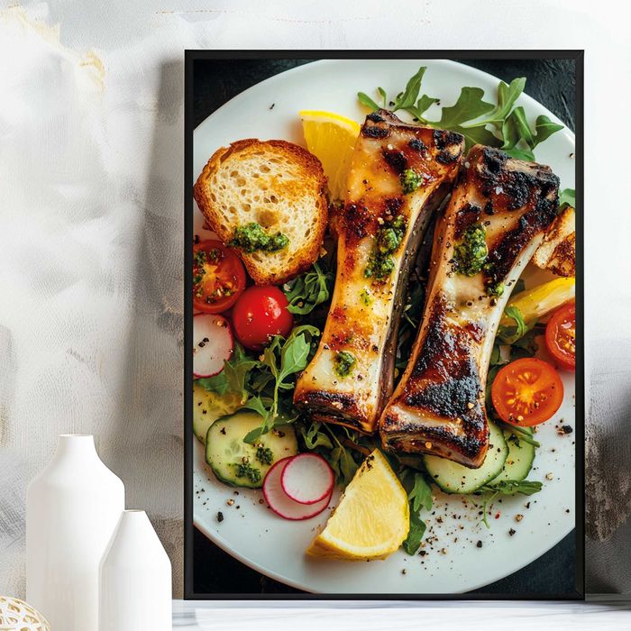 plakat reklamowy smażone mięso w warzywach do baru i restauracji