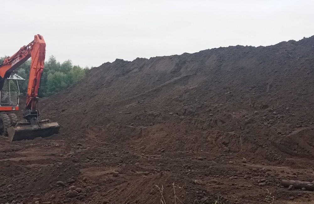 Ziemia ogrodowa, piasek