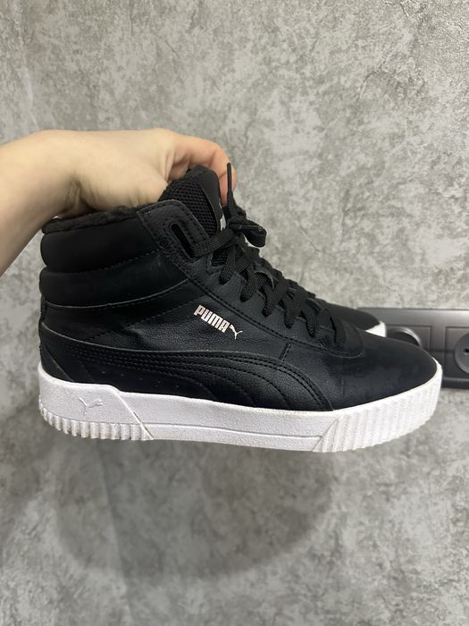 Жіночі ботінки Puma