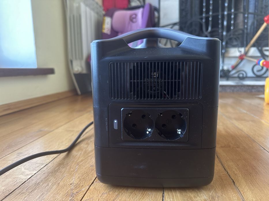 Зарядна станція EcoFlow RIVER Max (576 Вт·год)