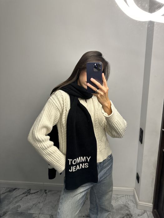 Шарф базовий унісекс чорний Tommy Jeans оригінал