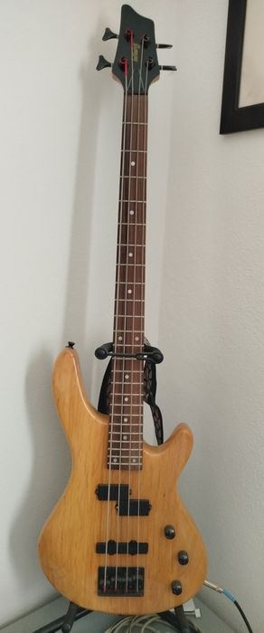 Baixo elétrico Stagg - BC300-NS