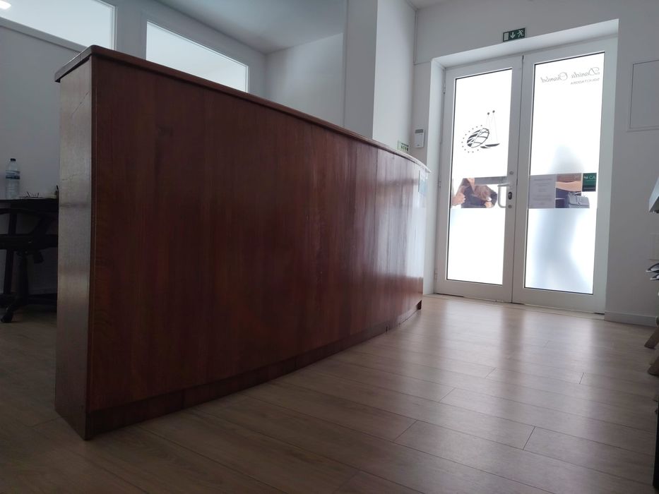 Balcão de loja 1,12m x 2,75m