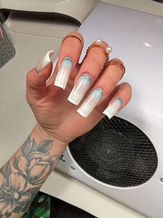 Шукаю моделей на манікюр