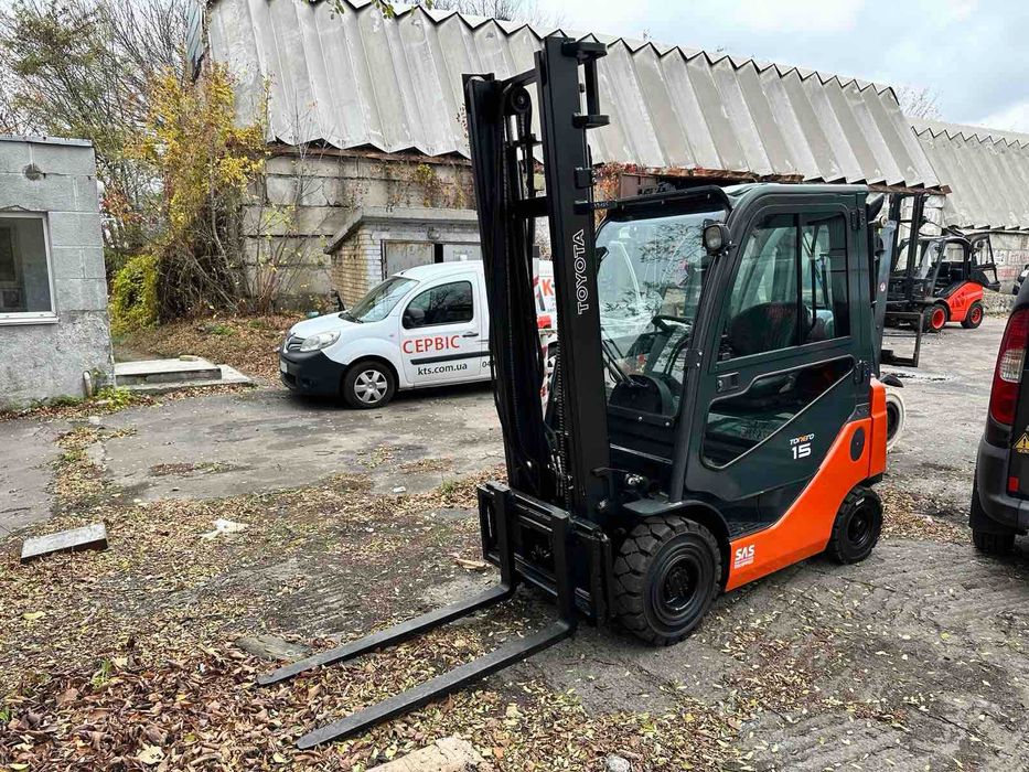 Газовий навантажувач TOYOTA 06-8 FGF 15