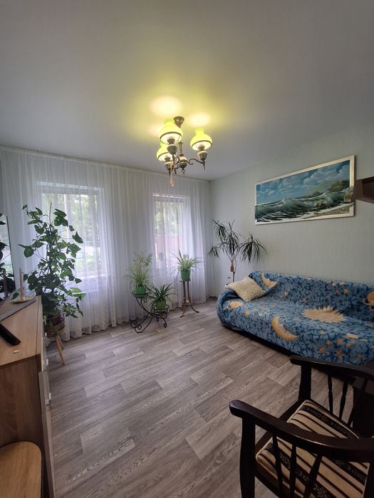 Продам отличный дом 108 м2 с бизнесом- магазин.