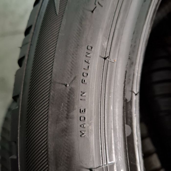 225/45/18 R18 Bridgestone Blizzak LM001 4шт нові зима