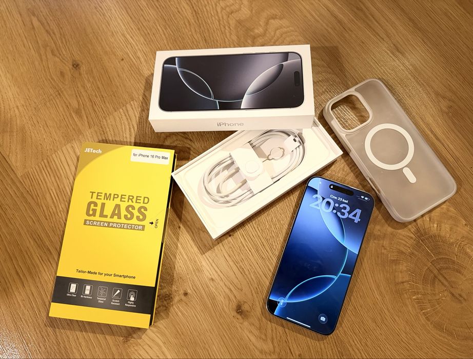 Iphone 16 pro max 256 Gb idealny stan 100% baterii biały