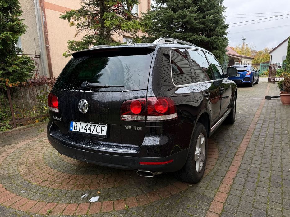 Volkswagen Touareg Bezwypadkowy, Bogata wersja Individual, Serwisowany