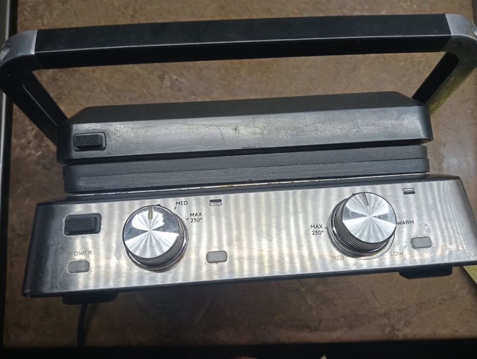 Гриль DeLonghi 900 б/у