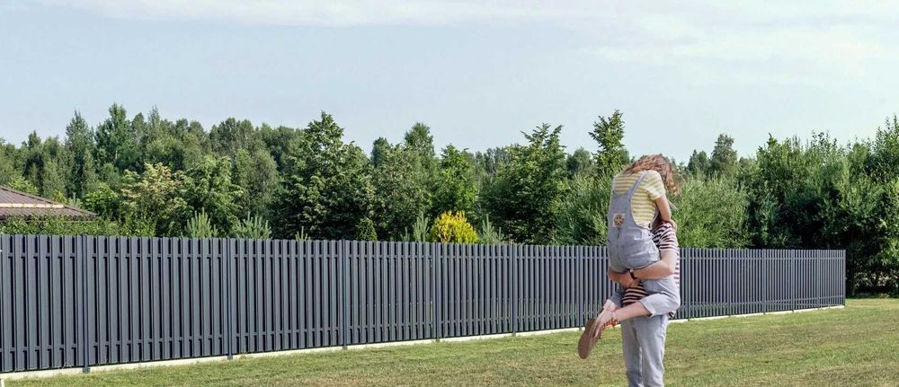 Tanie i Trwałe Sztachety - Metalowe Szybka realizacja