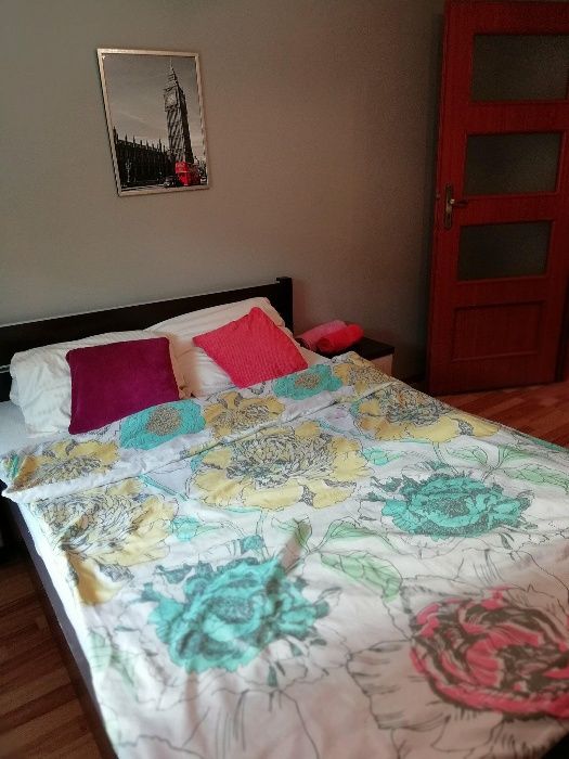 Przytulny Apartament - 3 pokoje | Parking | Wi-Fi