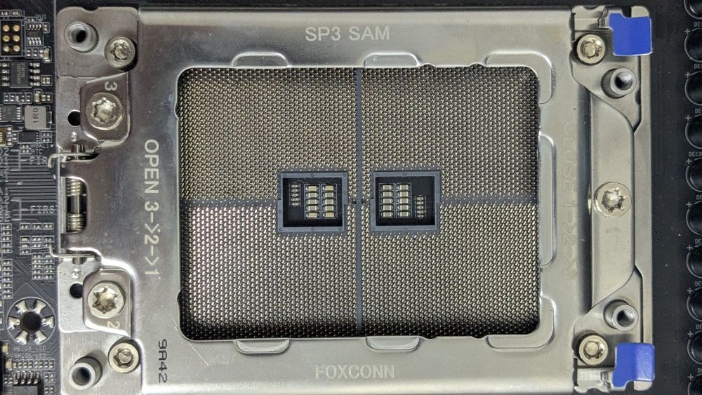 Материнська плата Gigabyte TRX40 AORUS XTREME\Гарантія