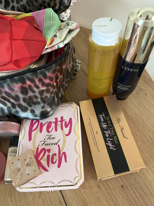 Лот люкс косметики. Charlotte tilbury,laura mercier,tarte,too faced