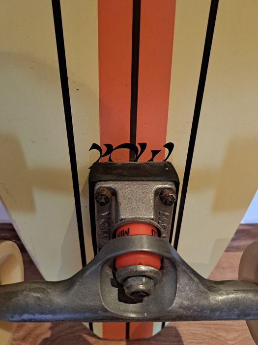 Surfskate YOW Waikiki