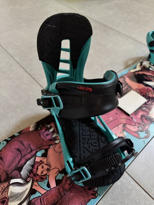 Сноуборд Bataleon Airobic 154см + кріплення K2 Indy