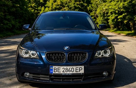 Продам BMW e60 520