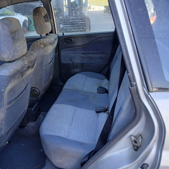 Mitsubishi SpaceStar 1.3 de 2002 - Peças Usadas