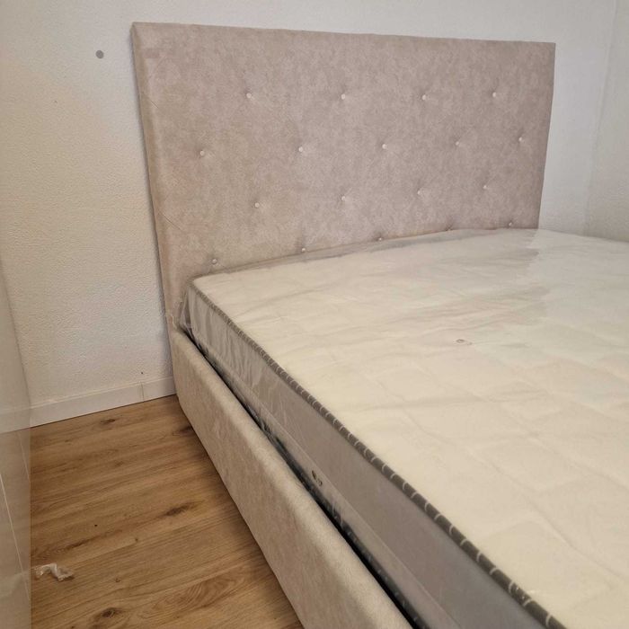 Camas de Casal Estofadas de Luxo 199€ Disp. em Várias Cores! 190x140m!