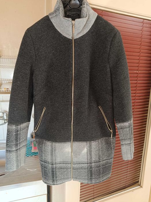 Płaszcz damski prosty