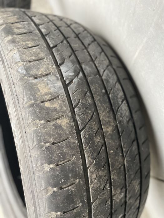 Резина Шини Kumho 265 65 r18 колеса