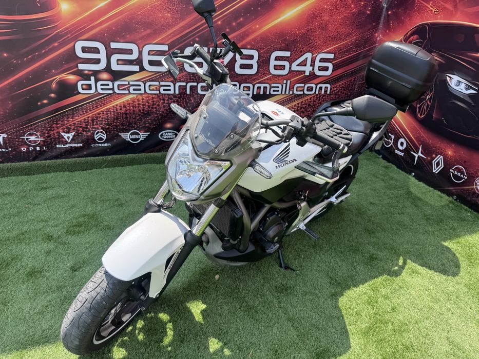 Honda NC 700S em muito bom estado